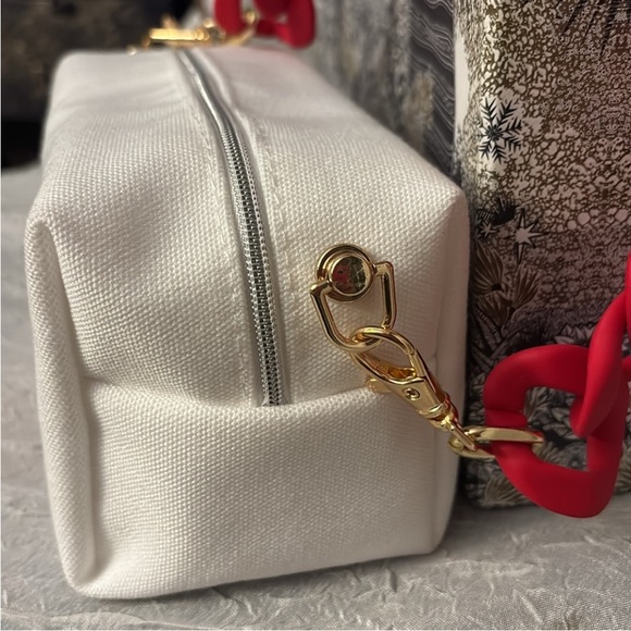 Dior Beauty Bag - Picture 6 of 9